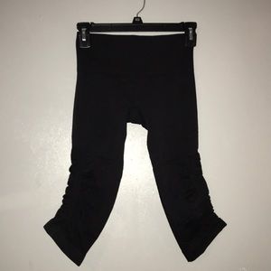 Lululemon cropped leggings